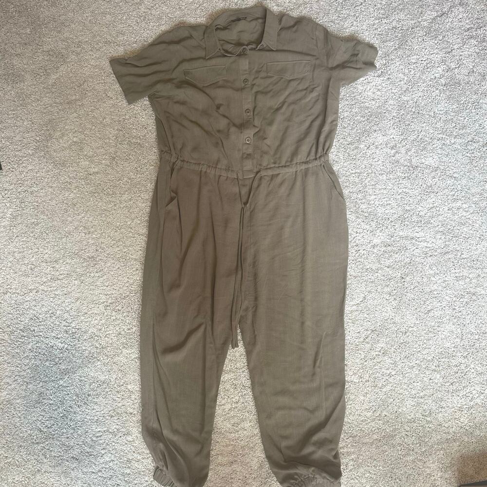 Olive Jumpsuit - Picture 9 of 9